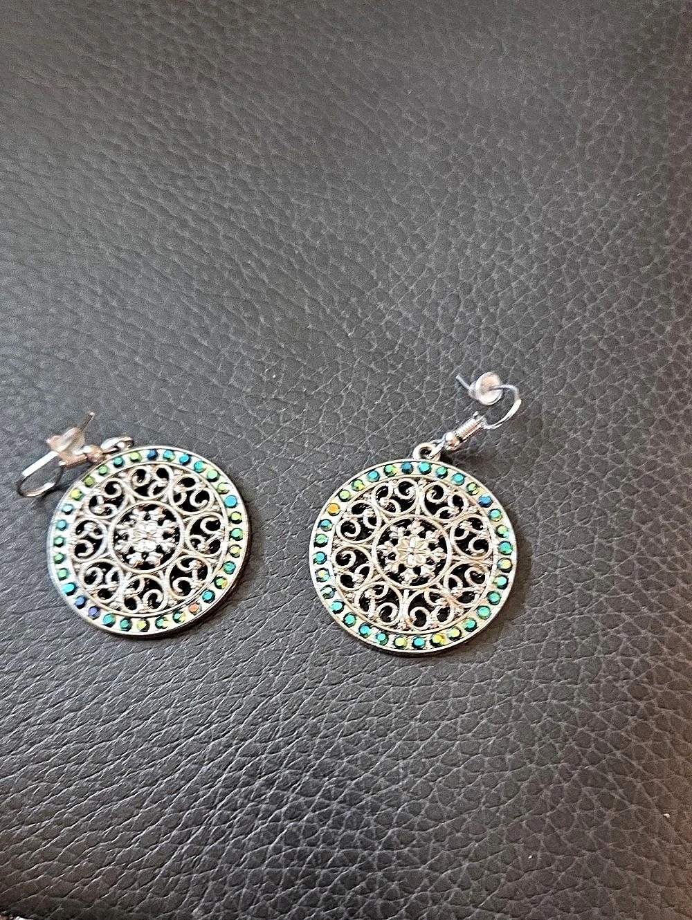 Silver & Green Filigree Earrings Like New